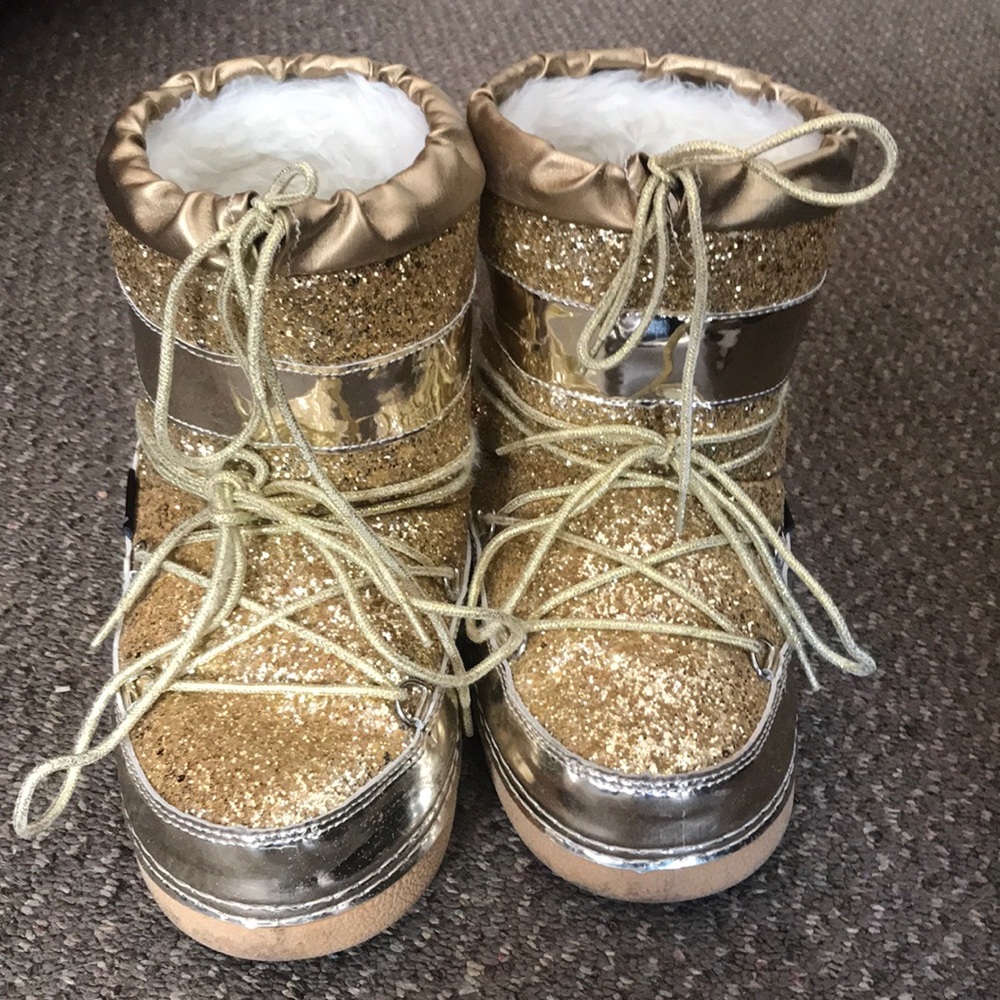 Gold snow boots